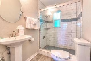 Tropic Terrace #35 - Beachfront Resort - 2