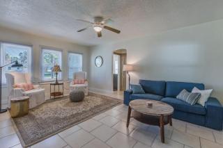 Beach Bungalow - Monthly Beach Rental - Clearwater Beach - 8