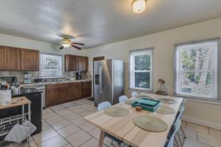 Beach Bungalow - Monthly Beach Rental - Clearwater Beach - 3