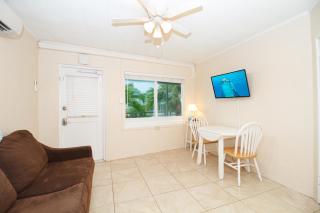 Tropic Terrace #41 - Beachfront Resort - St Pete Beach - 6
