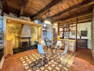 Il Monsignore - Finnish WoodenJacuzzi and Stunning Lake Views - 3