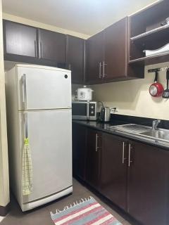 1-Bedroom condo with pool across NAIA Terminal 3 - Manila - 6