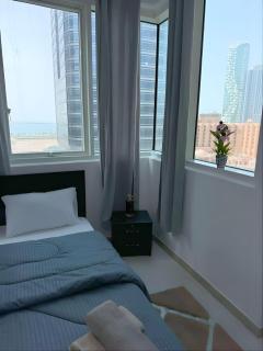 Cornich Street - Suave Sea View Room - Abu Dhabi - 9