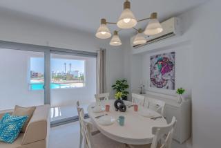 Elegant 3BR on Swan Lake Crystal Lagoon at Elgouna Families Only - Hurghada - 7