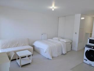 Plume, Studio & Parking gratuit à Sartrouville - Ville à 20 min de Paris - Sartrouville - 0