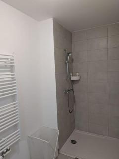 Plume, Studio & Parking gratuit à Sartrouville - Ville à 20 min de Paris - Sartrouville - 5