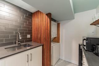 Cute and Charming 1BR in Fantastic Location townhouse - Washington - 1