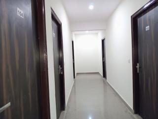 Hotel Krishna Tower - Nova Deli - 8
