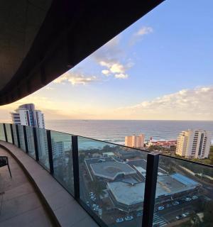 Oceans Apartments Balcony Suites in the Radisson Blu Hotel Building Tower, Durban Umhlanga - Durban - 5