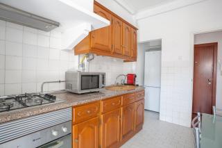 Beachside Patio Apartment - AC in ALL rooms - Costa da Caparica - 6
