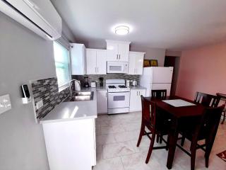 Sylmars Apartment Home - - 4