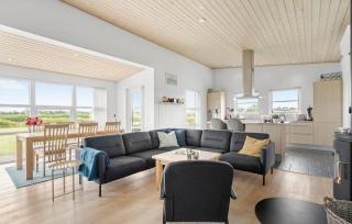 Lovely Home In Tarm With Wifi - Tarm - 8