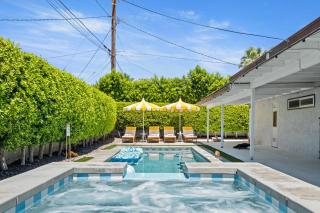 The Yellow Retreat - 8