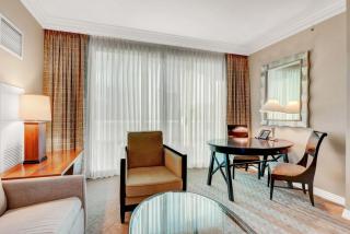 MGM Balcony Strip Sphere and F1 Race Views Suite - 5