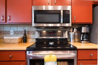 Charming House Pool Near Kiwanis Park Freeways - Tempe - 4