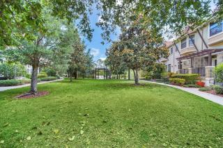 Stunning 4BR Family Townhome 5 min from Disney World - Orlando - 9