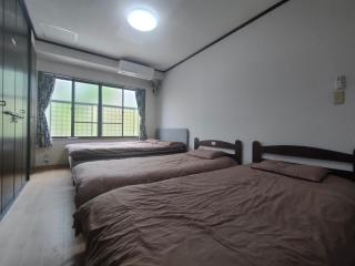2 min from NANBA 16 min from USJ by train - Osaca - 7
