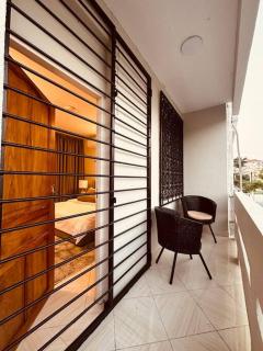 Ubalozi Luxury Villa 75 TV by US Embassy - 4