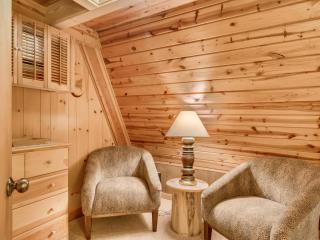 Rolling Waters Chalet - 4