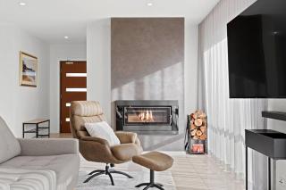 Modern Family Getaway - Batemans Bay - 0