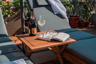 Three Dolphins Hotel with Rooftop terracе - Varna - 8