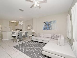 Last Minute Disney Getaway! Private Pool, Hot Tub & Games Room. Book Now! #80587 - Kissimmee - 7