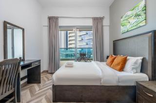Stylish Apartment in Business Bay - Dubai - 0