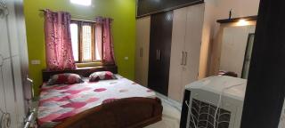 leisure home stay - Varanasi - 0