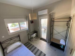 Crystal Private Pool House - Artemida - 5