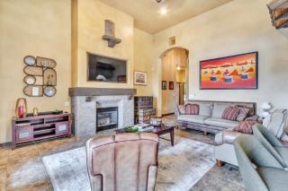 Relax & Rejuvenate- Pool, Sauna & Gym home - Las Cruces - 3