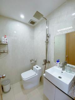 Apartment with My Khe beach view - 2