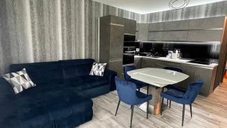 Republic5 Apartment - 5