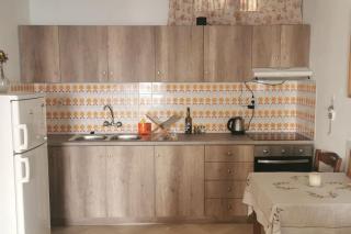 Takis Seaside Apartment - 8