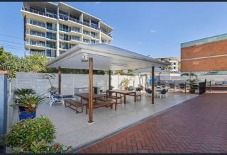 2 Bed Unit on Mooloolaba Esplanade 50 m from beach - Mooloolaba - 8