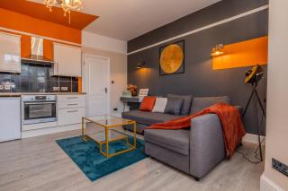 2 Bedroom Apartment Next to Brighton Beach & Shopping Center - Brighton & Hove - 3