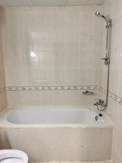 One bed room and 2 bathroom - Ajman - 9