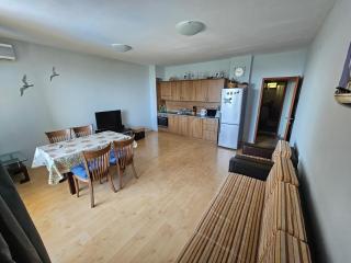 Riviera Sea VillageApartments Golden sands - 3