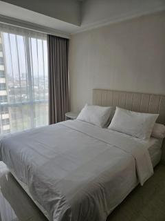 Green Sedayu Apartment Suite by Ellison - 9