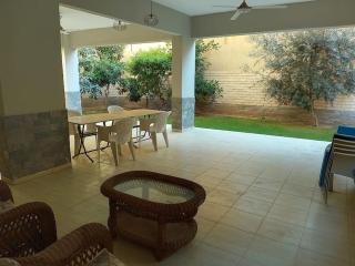 Private flat with 150 m2 garden - 3