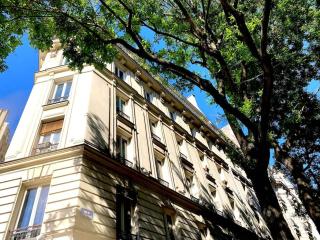 Appartement Haussmanien au coeur du village Montmartre ! - Paris - 0