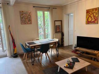 Appartement Haussmanien au coeur du village Montmartre ! - Paris - 4