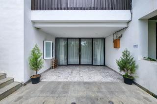 Villa Emilia Seminyak by Nagisa Bali - Kerobokan - 1