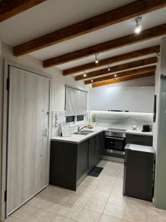 Athens Riviera-Juliana's Beach Studio near Airport - Kalívia Thorikoú - 6