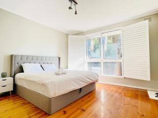 StayAU Prestigious Quiet Holiday Villa - 8