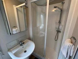 3 Bedroom Caravan MC37, Shanklin, Isle of Wight - 4