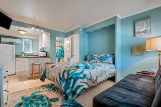 Tropic Terrace Suite #4 - Beachfront Resort - St Pete Beach - 3