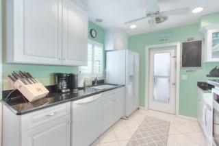 Seahorse Cottage Monthly Beach Rental - Clearwater Beach - 3