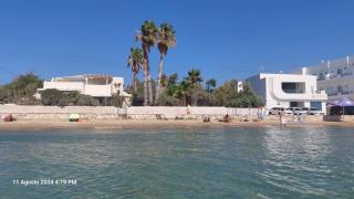 Ricardo by the sea - Parikia - 7