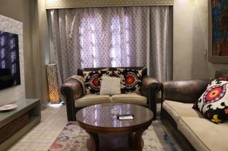 Charming 2BR Apt in Scenic Zamalek - Cosmic 7 - Il Cairo - 5