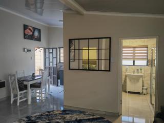 Coastline Comfort - Durban - 2